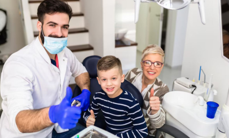 How Family Dentistry Helps Parents Teach Good Oral Habits
