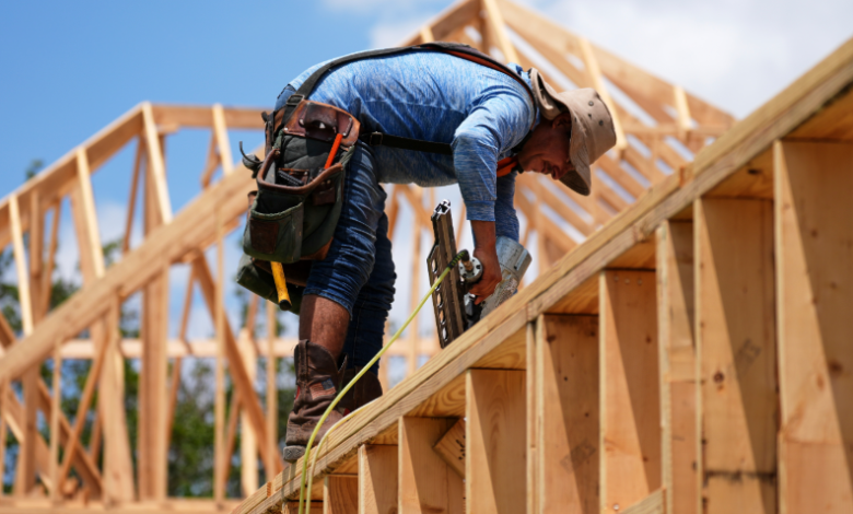 How Construction Sites Exploit Immigrant Workers and What to Know in 2025